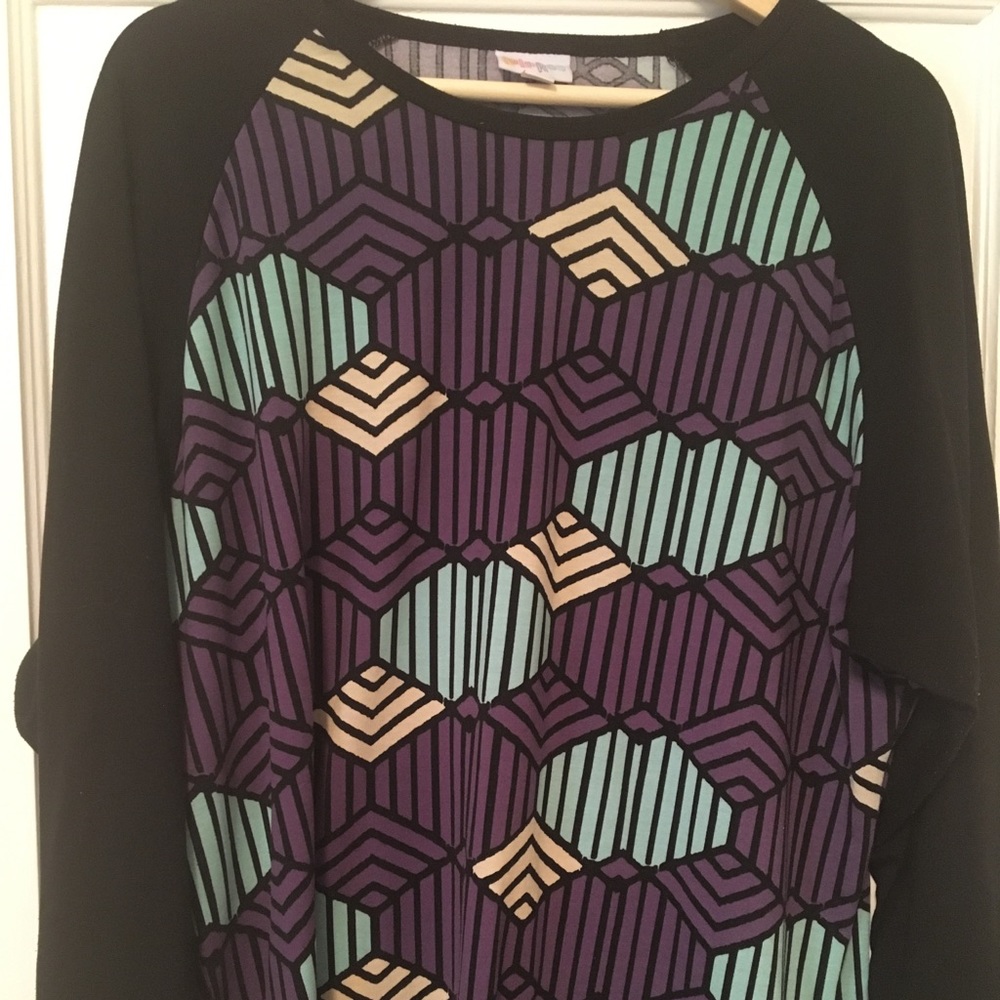 LuLaRoe Randy Tee